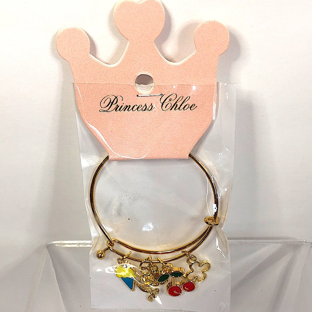 NEW PRINCESS CHLOE BABY 5 CHARM BRACELET GOLD TONE ADJUSTABLE